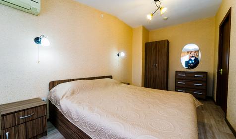 Люкс. Гостевой дом Янтарная Гроздь, Темрюкский район, ст. Голубицкая