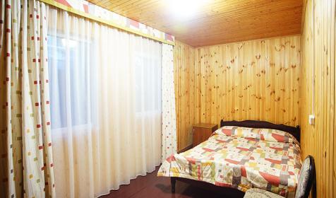 Двухкомнатный деревянный домик. Пансионат Солнечный, Анапа, Джемете