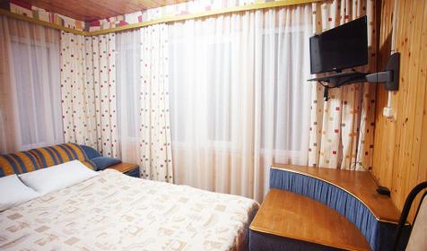 Двухкомнатный деревянный домик. Пансионат Солнечный, Анапа, Джемете