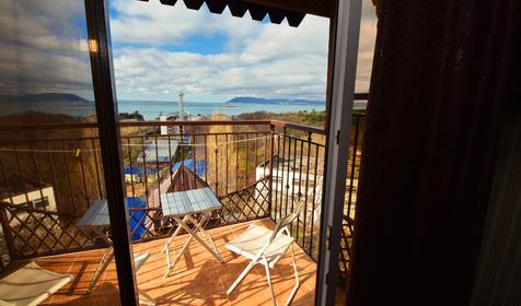 Купол. Улучшенный трехместный с балконом, 7 этаж