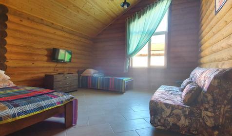 У подножия горы Шизе