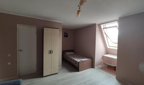 Бюджетный трехместный