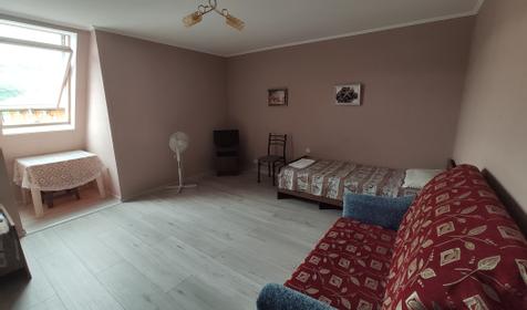 Бюджетный трехместный