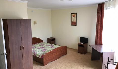 Трехместный с балконом и кондиционером