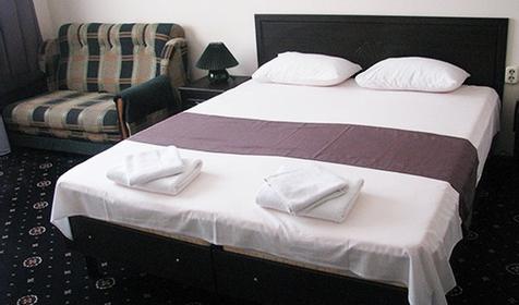 Трехместный стандарт-комфорт. Отель Максимус, Анапа