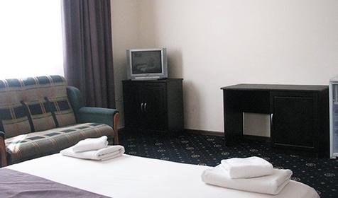 Трехместный стандарт-комфорт. Отель Максимус, Анапа