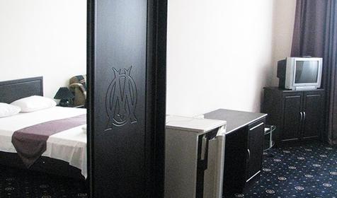 Трехместный стандарт-комфорт. Отель Максимус, Анапа