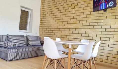 Квартира с террасой на 4-6 человек (первый этаж)