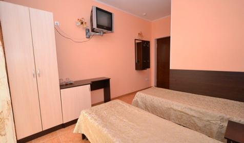 Стандарт трехместный (цокольный этаж). Отель Мармелад, Анапа, Витязево