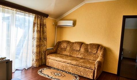 Люкс трехместный. Отель Добрая МАМА, Сочи, Адлер