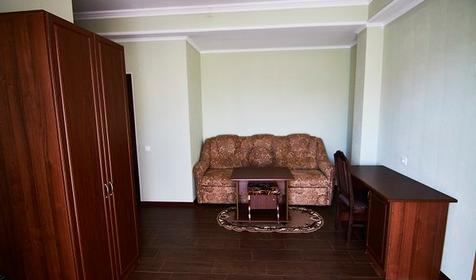 Люкс трехместный. Отель Добрая МАМА, Сочи, Адлер