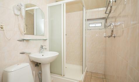 Семейный стандарт четырехместный. Отель Экодом Фэмили, Сочи