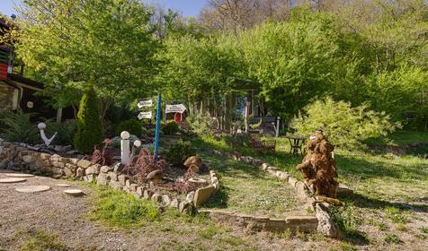 База отдыха Яблочный гусь, Северский р-он, п. Тхамаха