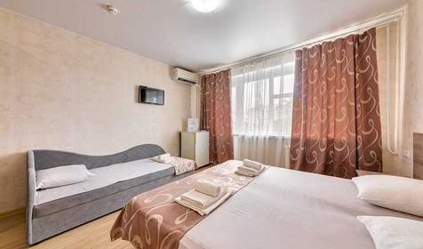 Стандарт трехместный, Главный корпус