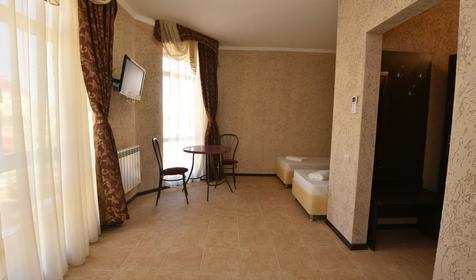 Стандарт двухместный без балкона. Отель Замок Азов, Темрюкский район, Пересыпь