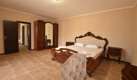 Люкс двухкомнатный четырехместный. Отель Замок Азов, Темрюк, Пересыпь