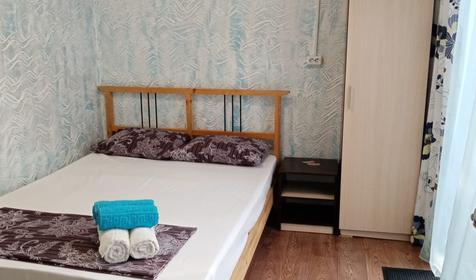 Трехместный