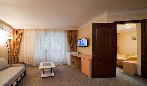 Двухместный двухкомнатный улучшенный с лоджией