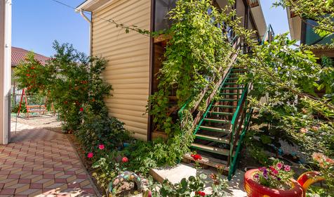 Гостевой дом У двух сестер, ст. Голубицкая