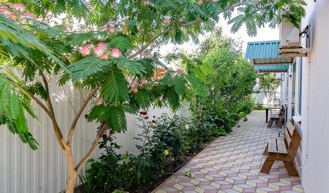 Гостевой дом У двух сестер, ст. Голубицкая