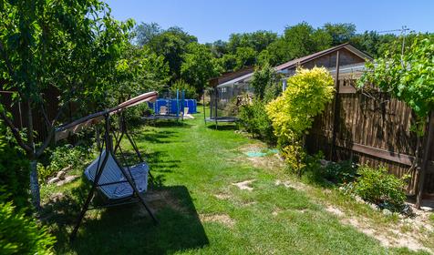 Гостевой дом На Школьной 83, Темрюкский район, Голубицкая