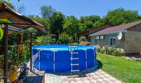 Гостевой дом На Школьной 83, Темрюкский район, Голубицкая