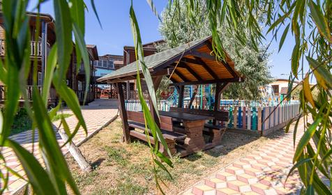 База отдыха Самоцветы, Темрюкский район, п. Веселовка