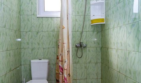 Четырехместный домик, 1 категория. База отдыха Самоцветы, Темрюкский район, п. Веселовка