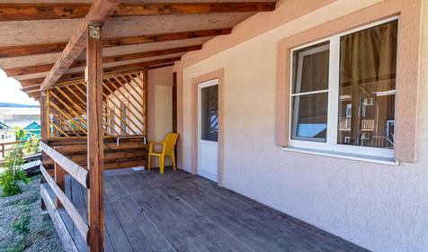 Четырехместный домик, 1 категория. База отдыха Самоцветы, Темрюкский район, п. Веселовка