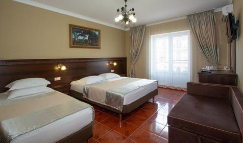 Пятиместный полулюкс