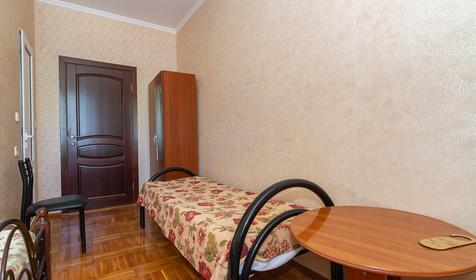 Трехместный стандарт. Гостиница Дельфина, Туапсинский р-н, п. Ольгинка