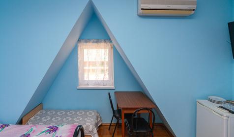 Четырехместный стандарт. Гостиница Дельфина, Туапсинский р-н, п. Ольгинка