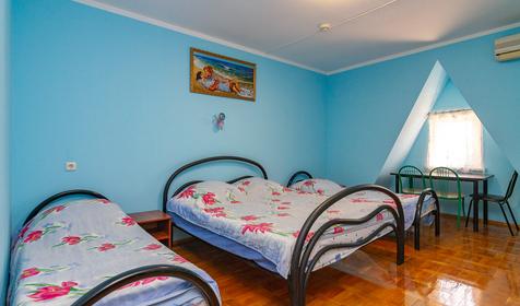 Пятиместный стандарт. Гостиница Дельфина, Туапсинский р-н, п. Ольгинка