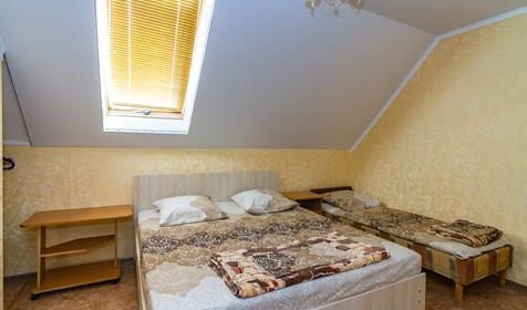 Трехместный. Гостевой дом Августа. Сочи, Лазаревский райн, п. Аше