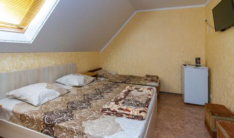 Трехместный. Гостевой дом Августа. Сочи, Лазаревский райн, п. Аше