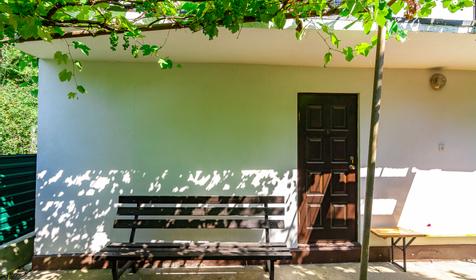 Четырехместный двухкомнатный. Гостевой дом Августа. Сочи, Лазаревский райн, п. Аше