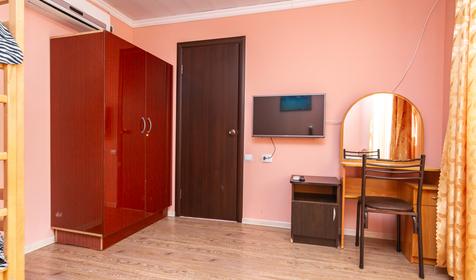 Четырехместный стандарт. Гостевой дом Морская соната, Сочи, Лазаревское