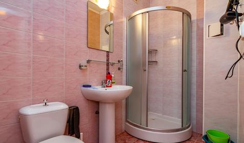 Двухместный стандарт без балкона. Гостиница Уралочка, Сочи, Лазаревское