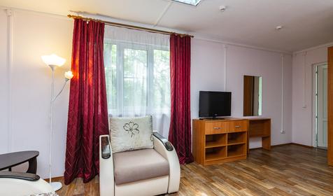 Трехместный с удобствами повышенной комфортности. База отдыха Водолей, Туапсе, Бухта Инал