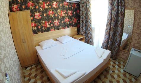 Двухместный полулюкс с балконом