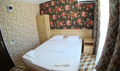 Двухместный полулюкс с балконом