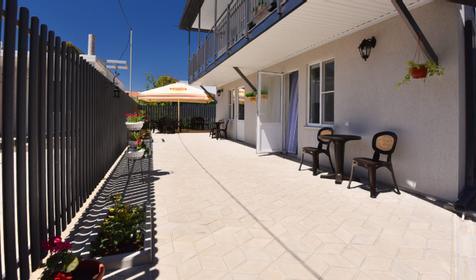 Гостевой дом Киви, Ейск, Должанская