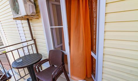 Трехместный комфорт. Гостевой дом по ул. Кати Соловьяновой 26, г. Анапа