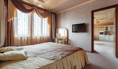 Люкс двухместный двухкомнатный с балконом