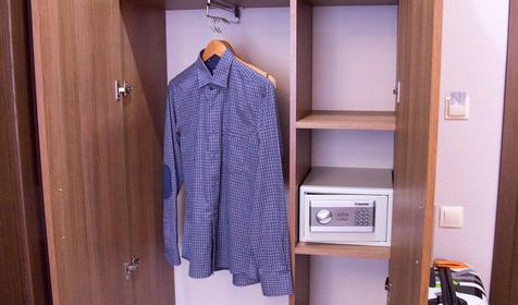  Семейный трехместный