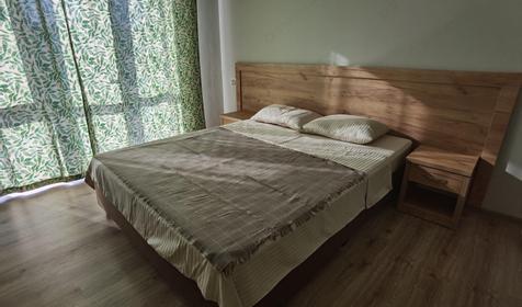 Трехместный