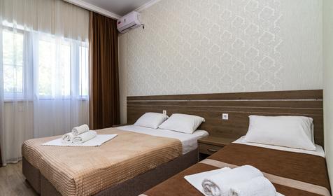 Комфорт трехместный. Гостевой дом Посейдон, Туапсе, Джубга