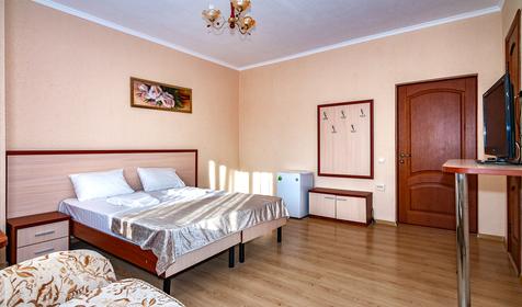 Комфорт. Гостевой дом Ишим, Геленджик, Голубая Бухта