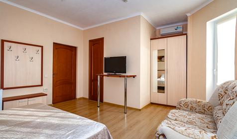 Комфорт. Гостевой дом Ишим, Геленджик, Голубая Бухта