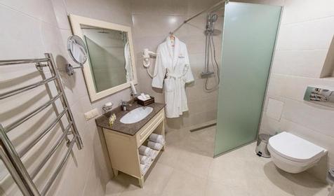  Люкс двухместный двухкомнатный (с видом на море)